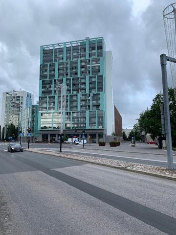 Modern One Bedroom City Apartment Nearby Airport Vanda Eksteriør bilde